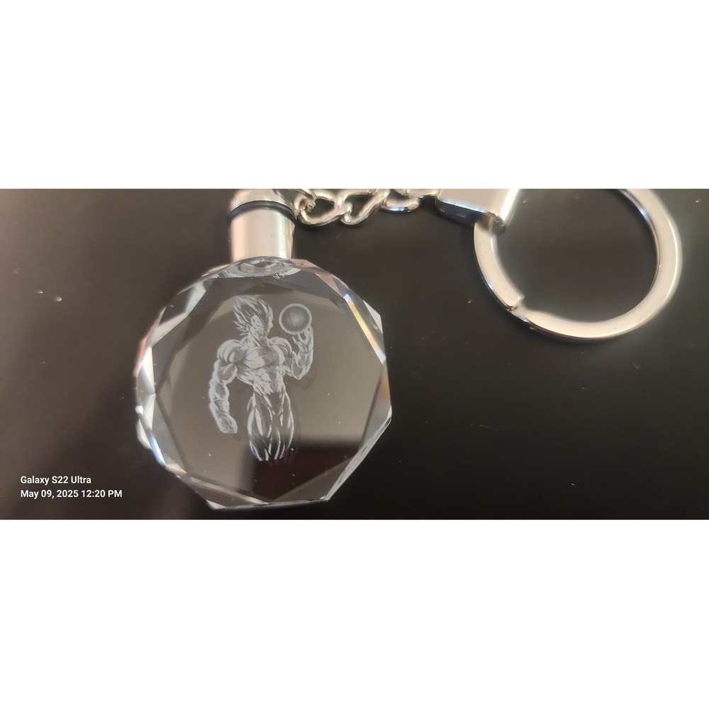 Dragon Ball Z Keychain Crystal‎ LED Light Goku Keyring Anime Gift